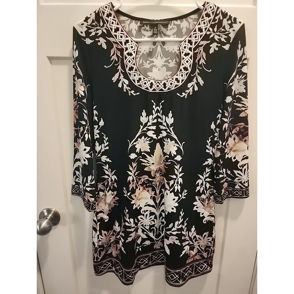 White House Black Market Dress Size Small, 3/4 Sleeves. black background